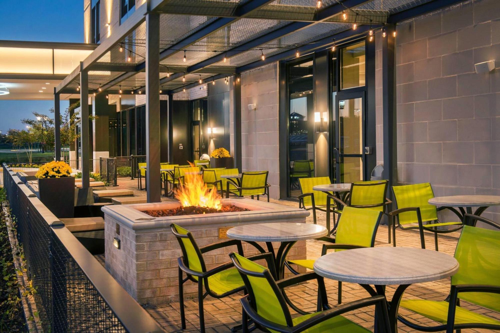 Springhill Suites By Marriott Gainesville Haymarket Extérieur photo